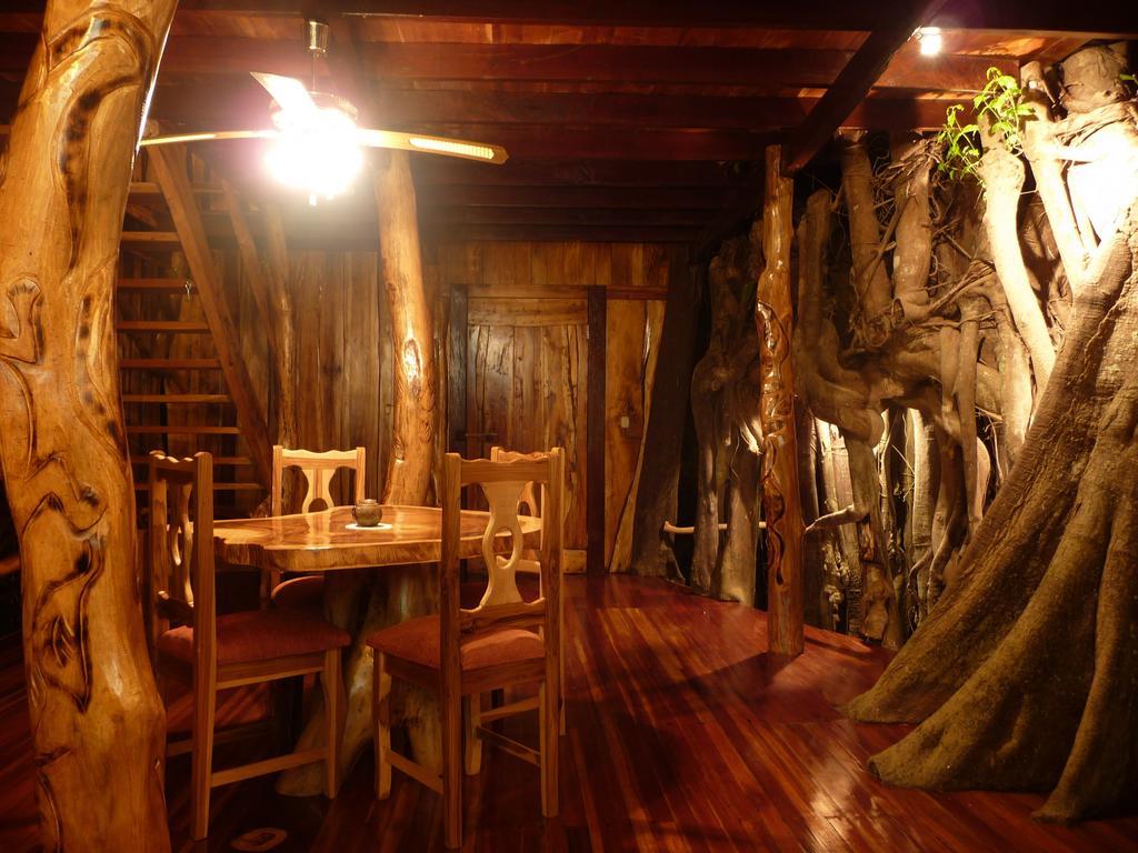 Topos Tree House Cahuita Eksteriør bilde